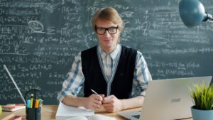 Catch the Copycats: Top Free Plagiarism Checkers for Students Online